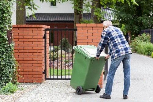 Benefits of using an enclosed skip for waste management